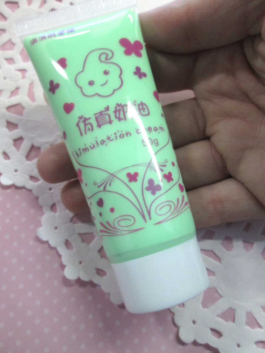 Decoden Whipped Cream Glue, Pink Color, With 1 Frosting Tip, for