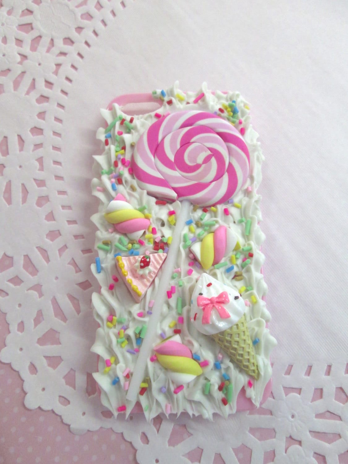 Decoden Whipped Cream Glue, Light Pink Color with 1 Screw On Frosting Tip, for Cell Phone Decoration, 50g Decoden Whipped Cream Glue, Light Pink Color with 1 Screw On Frosting Tip, for Cell Phone Decoration, 50g