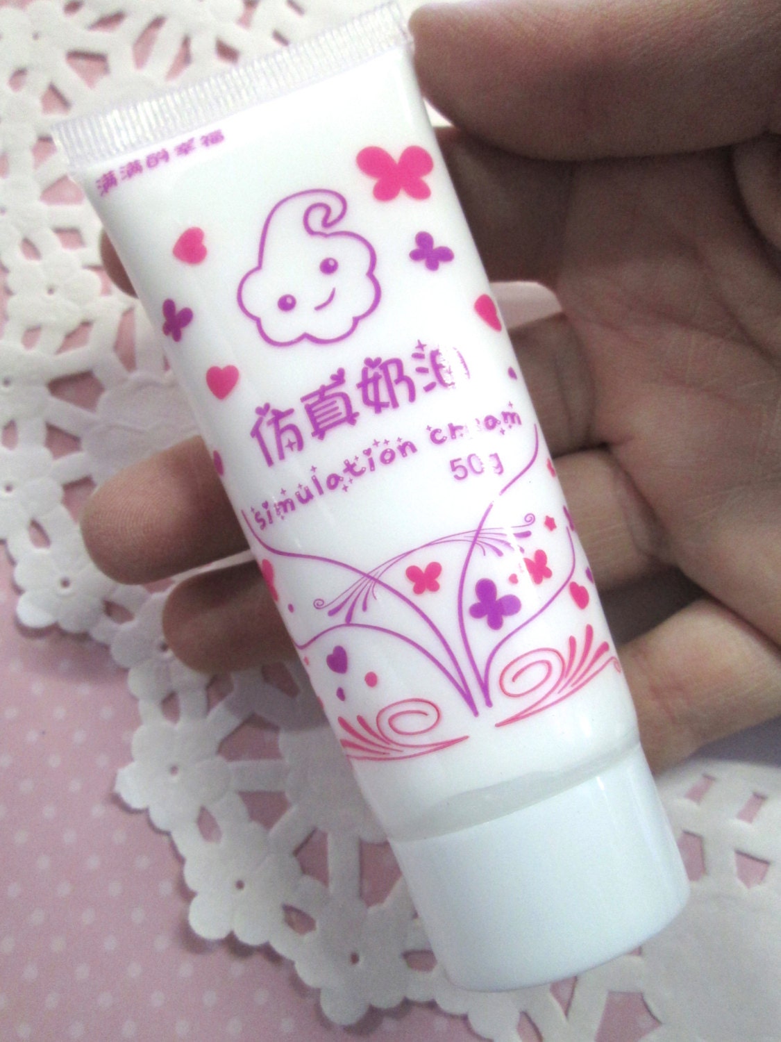Decoden Whipped Cream Glue, White Vanilla with 1 Frosting Tip, for Cell Phone Decoration, 50g Decoden Whipped Cream Glue, White Vanilla with 1 Frosting Tip, for Cell Phone Decoration, 50g